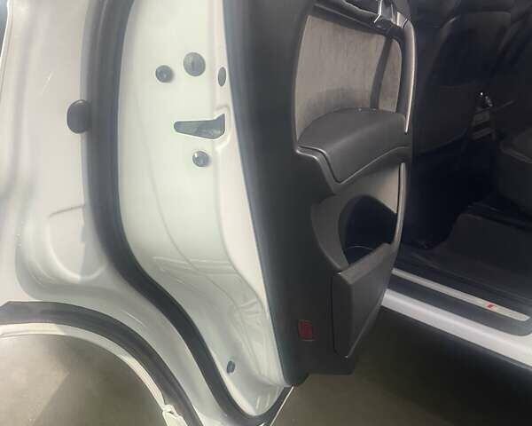 Ауді Ку 7, об'ємом двигуна 3 л та пробігом 367 тис. км за 23000 $, фото 25 на Automoto.ua