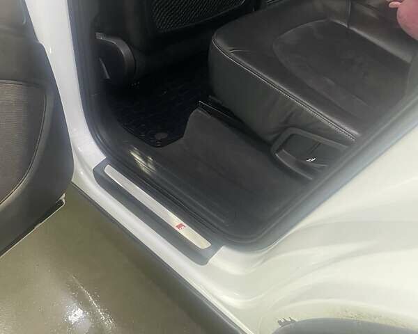 Ауді Ку 7, об'ємом двигуна 3 л та пробігом 367 тис. км за 23000 $, фото 12 на Automoto.ua