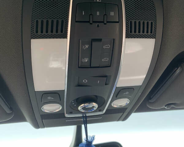 Ауди Ку 7, объемом двигателя 3 л и пробегом 246 тыс. км за 17000 $, фото 17 на Automoto.ua