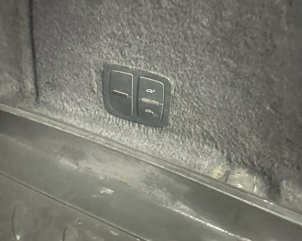 Ауді Ку 7, об'ємом двигуна 3 л та пробігом 367 тис. км за 23000 $, фото 15 на Automoto.ua