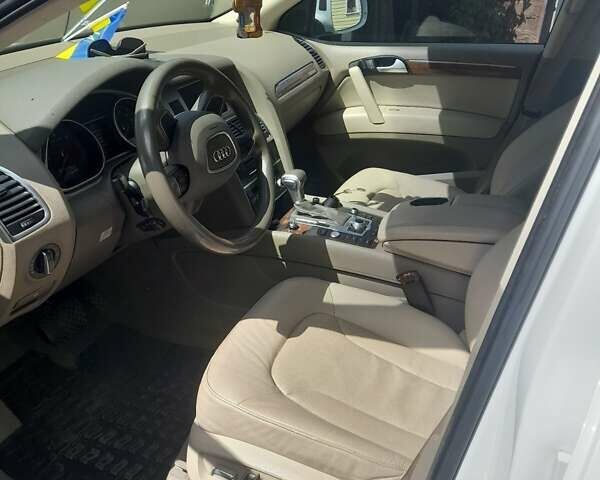 Ауді Ку 7, об'ємом двигуна 3 л та пробігом 178 тис. км за 21200 $, фото 4 на Automoto.ua