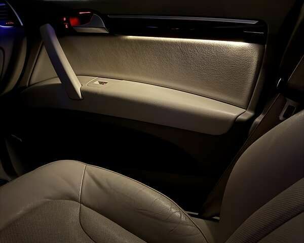 Ауди Ку 7, объемом двигателя 3 л и пробегом 166 тыс. км за 19199 $, фото 6 на Automoto.ua