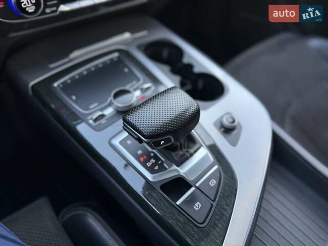 Ауди Ку 7, объемом двигателя 2.97 л и пробегом 240 тыс. км за 37500 $, фото 5 на Automoto.ua