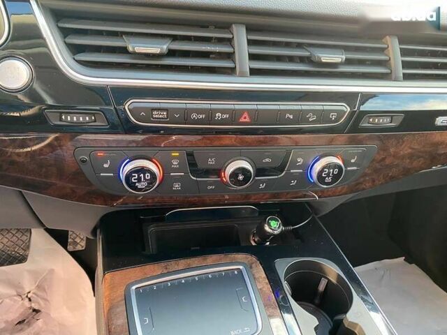 Ауди Ку 7 2016 в Львове на Automoto.ua Ауди Ку 7, объемом двигателя 3 л и пробегом 205 тыс. км за 25300 $, фото 18 на Automoto.ua