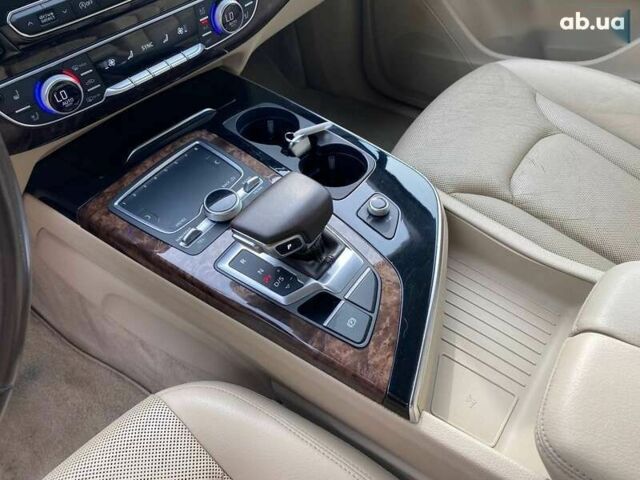 Ауди Ку 7, объемом двигателя 3 л и пробегом 179 тыс. км за 23950 $, фото 17 на Automoto.ua