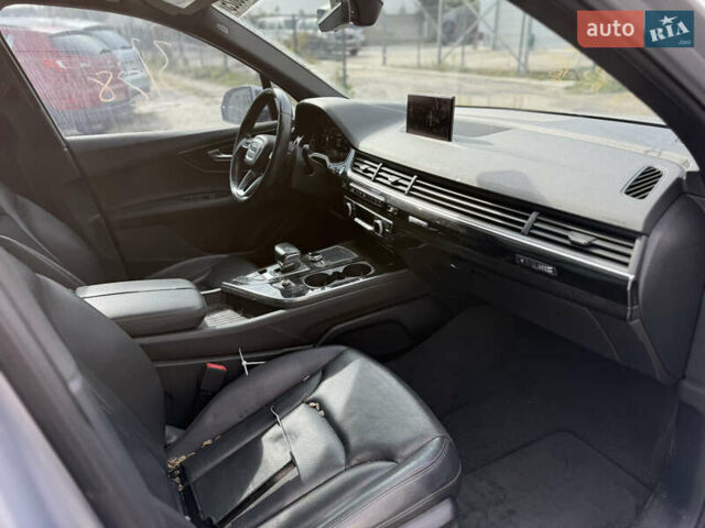 Ауді Ку 7, об'ємом двигуна 3 л та пробігом 200 тис. км за 16200 $, фото 14 на Automoto.ua