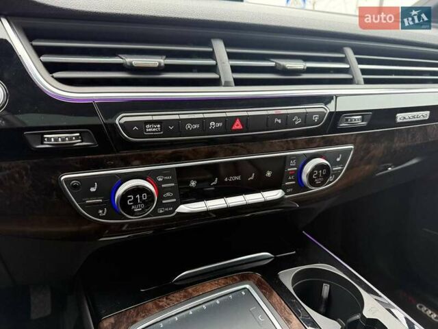 Ауди Ку 7, объемом двигателя 3 л и пробегом 138 тыс. км за 34990 $, фото 26 на Automoto.ua