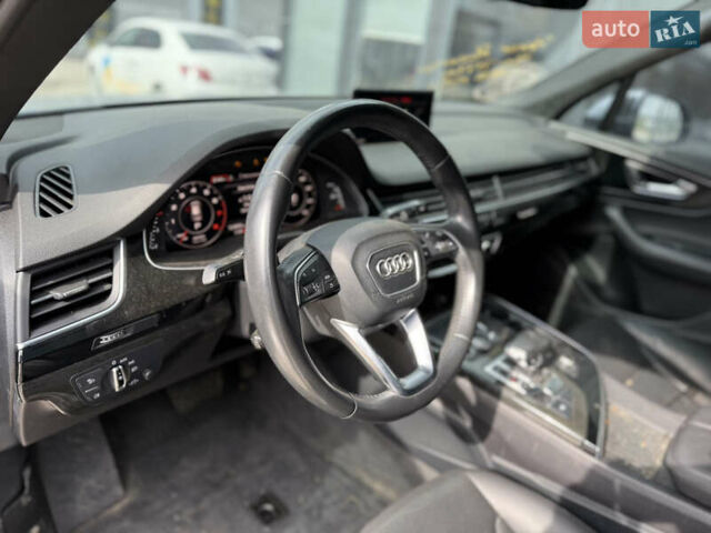 Ауді Ку 7, об'ємом двигуна 3 л та пробігом 200 тис. км за 16200 $, фото 25 на Automoto.ua