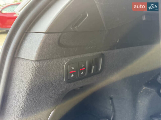 Ауді Ку 7, об'ємом двигуна 3 л та пробігом 200 тис. км за 16200 $, фото 20 на Automoto.ua