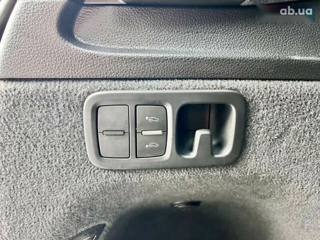 Ауді Ку 7, об'ємом двигуна 3 л та пробігом 219 тис. км за 36999 $, фото 16 на Automoto.ua