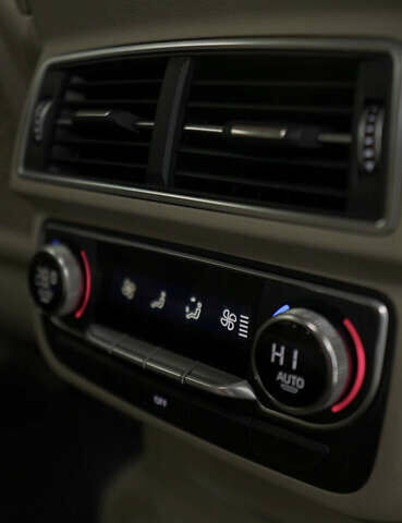 Ауди Ку 7 2016 в Львове на Automoto.ua Ауди Ку 7, объемом двигателя 3 л и пробегом 200 тыс. км за 34750 $, фото 15 на Automoto.ua