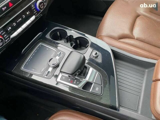 Ауді Ку 7, об'ємом двигуна 3 л та пробігом 179 тис. км за 30900 $, фото 18 на Automoto.ua