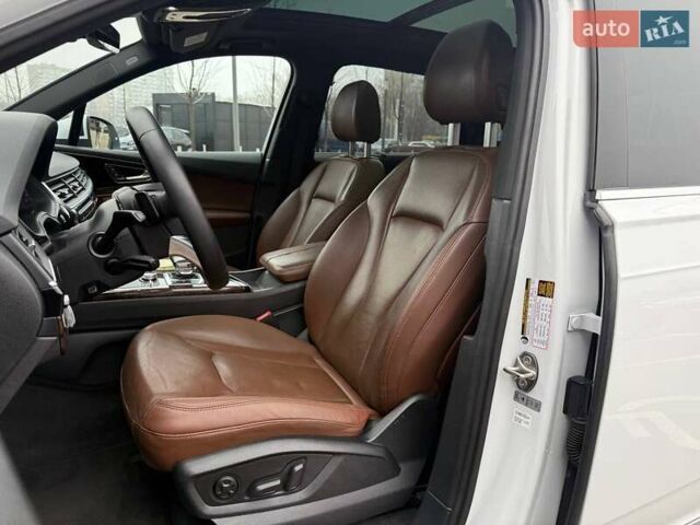 Ауди Ку 7, объемом двигателя 3 л и пробегом 138 тыс. км за 34990 $, фото 6 на Automoto.ua