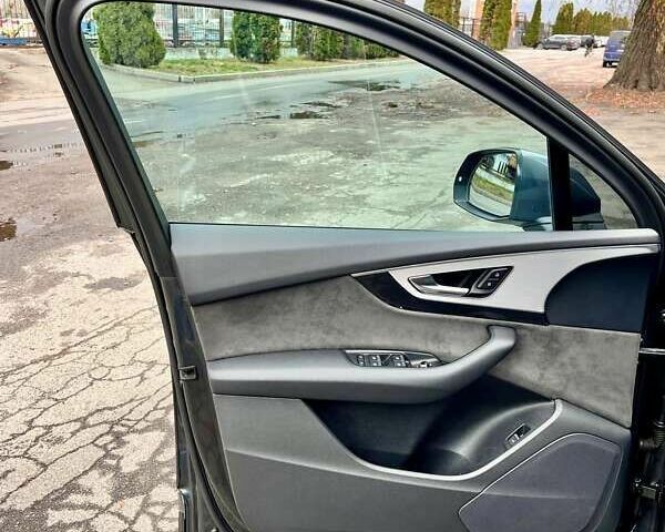 Ауді Ку 7, об'ємом двигуна 3 л та пробігом 219 тис. км за 36999 $, фото 20 на Automoto.ua