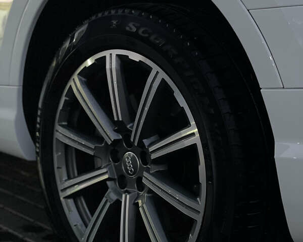 Ауди Ку 7, объемом двигателя 3 л и пробегом 119 тыс. км за 29000 $, фото 3 на Automoto.ua