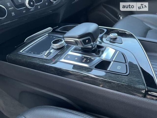 Ауді Ку 7, об'ємом двигуна 3 л та пробігом 98 тис. км за 34900 $, фото 27 на Automoto.ua