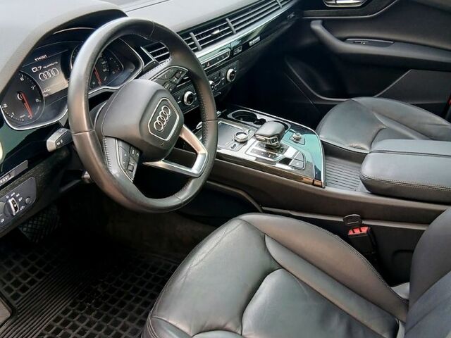 Ауди Ку 7, объемом двигателя 3 л и пробегом 220 тыс. км за 23000 $, фото 4 на Automoto.ua