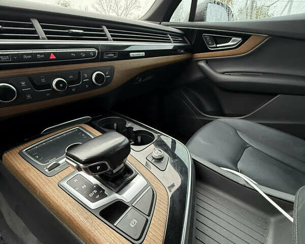 Ауди Ку 7, объемом двигателя 2 л и пробегом 252 тыс. км за 22500 $, фото 14 на Automoto.ua