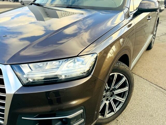Ауди Ку 7, объемом двигателя 30 л и пробегом 300 тыс. км за 23000 $, фото 6 на Automoto.ua