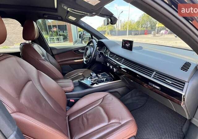 Ауді Ку 7, об'ємом двигуна 3 л та пробігом 240 тис. км за 26000 $, фото 18 на Automoto.ua