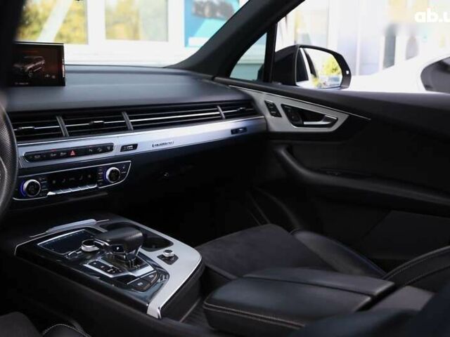 Ауди Ку 7, объемом двигателя 3 л и пробегом 149 тыс. км за 45000 $, фото 14 на Automoto.ua