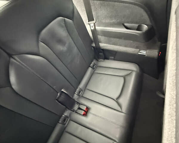 Ауди Ку 7, объемом двигателя 2 л и пробегом 252 тыс. км за 22500 $, фото 30 на Automoto.ua