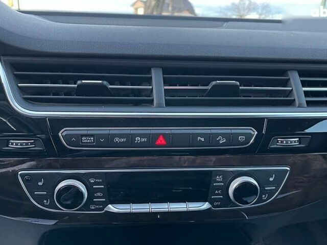 Ауді Ку 7, об'ємом двигуна 3 л та пробігом 178 тис. км за 32900 $, фото 12 на Automoto.ua