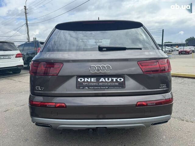 Ауді Ку 7, об'ємом двигуна 3 л та пробігом 240 тис. км за 31490 $, фото 7 на Automoto.ua