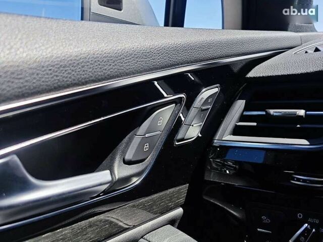 Ауді Ку 7, об'ємом двигуна 3 л та пробігом 100 тис. км за 34990 $, фото 17 на Automoto.ua