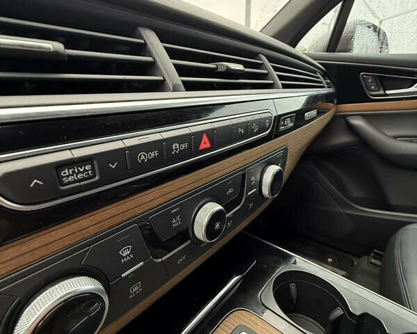 Ауди Ку 7, объемом двигателя 2 л и пробегом 252 тыс. км за 22500 $, фото 13 на Automoto.ua