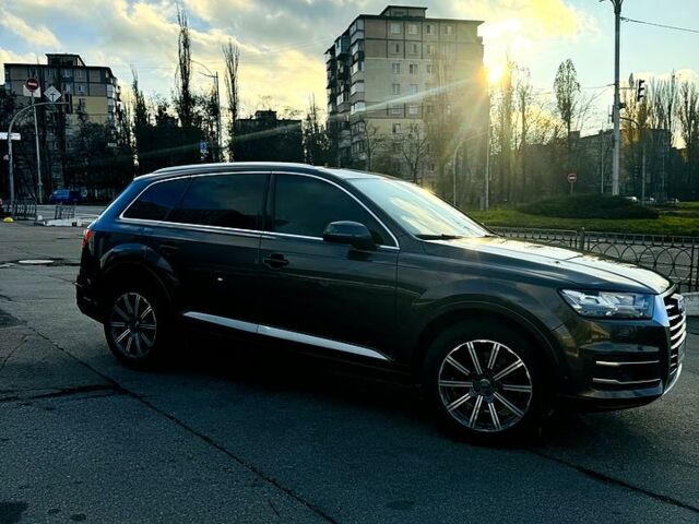 Ауди Ку 7, объемом двигателя 30 л и пробегом 300 тыс. км за 23000 $, фото 2 на Automoto.ua