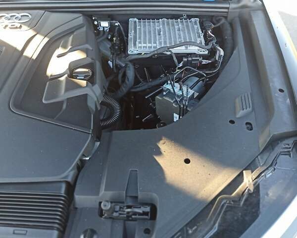 Ауди Ку 7, объемом двигателя 3 л и пробегом 87 тыс. км за 50500 $, фото 14 на Automoto.ua