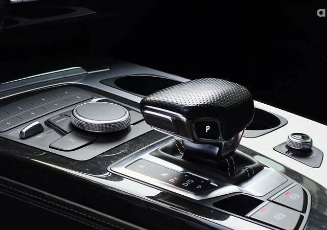 Ауді Ку 7, об'ємом двигуна 3 л та пробігом 250 тис. км за 30900 $, фото 13 на Automoto.ua