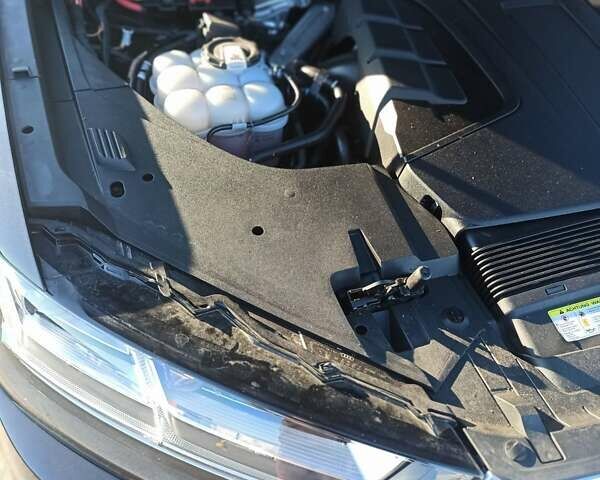 Ауди Ку 7, объемом двигателя 3 л и пробегом 87 тыс. км за 50500 $, фото 13 на Automoto.ua