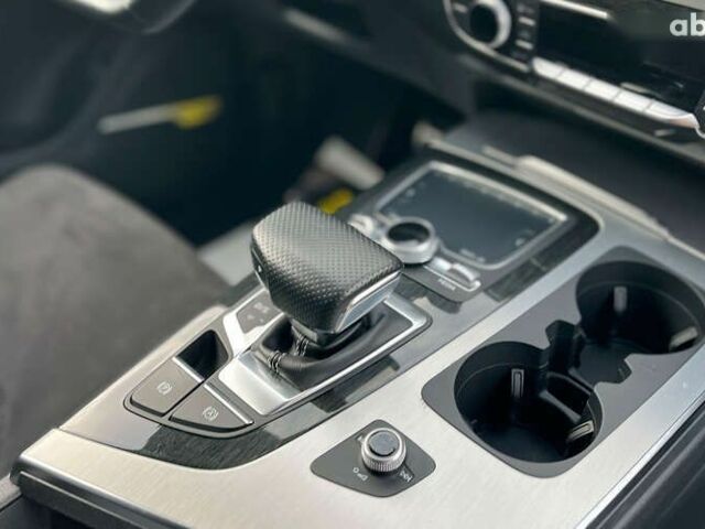 Ауди Ку 7, объемом двигателя 3 л и пробегом 224 тыс. км за 43000 $, фото 12 на Automoto.ua