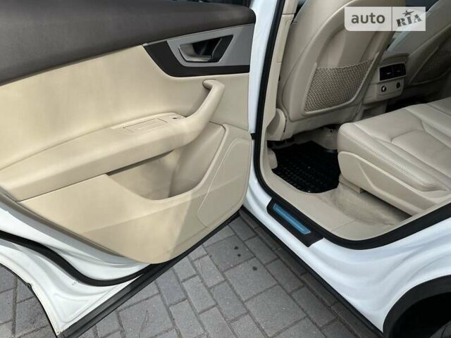 Ауди Ку 7, объемом двигателя 2.97 л и пробегом 142 тыс. км за 37900 $, фото 15 на Automoto.ua