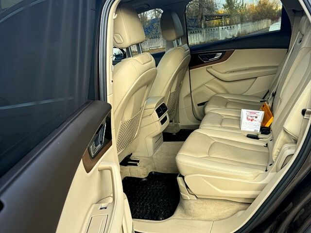 Ауди Ку 7, объемом двигателя 30 л и пробегом 300 тыс. км за 23000 $, фото 12 на Automoto.ua