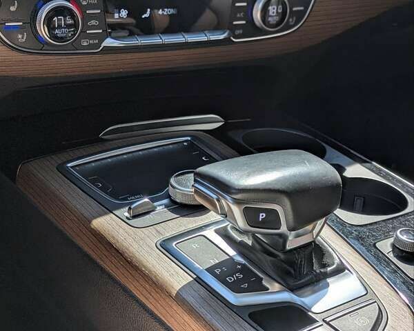 Ауді Ку 7 2018 у Львові на Automoto.ua Ауді Ку 7, об'ємом двигуна 3 л та пробігом 296 тис. км за 39500 $, фото 20 на Automoto.ua