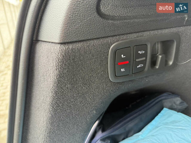Ауди Ку 7, объемом двигателя 3 л и пробегом 165 тыс. км за 43000 $, фото 16 на Automoto.ua