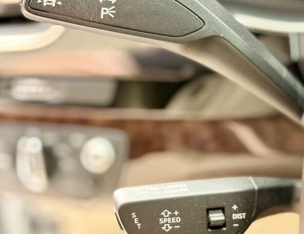 Ауди Ку 7, объемом двигателя 3 л и пробегом 132 тыс. км за 38000 $, фото 12 на Automoto.ua