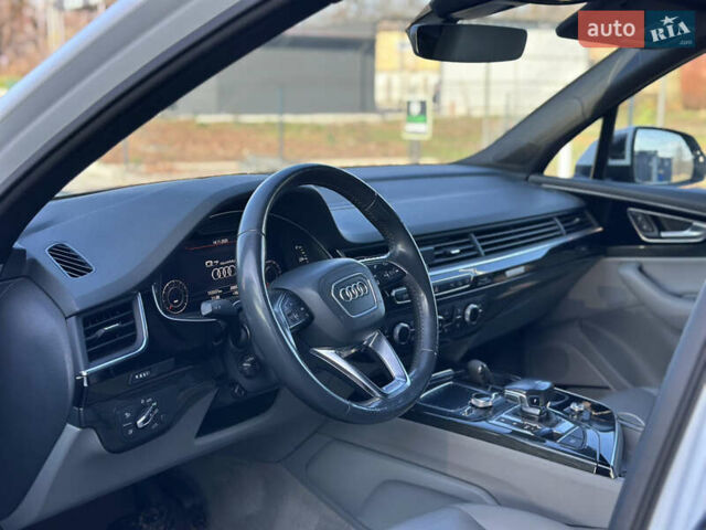 Ауді Ку 7, об'ємом двигуна 3 л та пробігом 133 тис. км за 28500 $, фото 14 на Automoto.ua