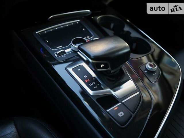 Ауди Ку 7, объемом двигателя 3 л и пробегом 178 тыс. км за 28382 $, фото 4 на Automoto.ua