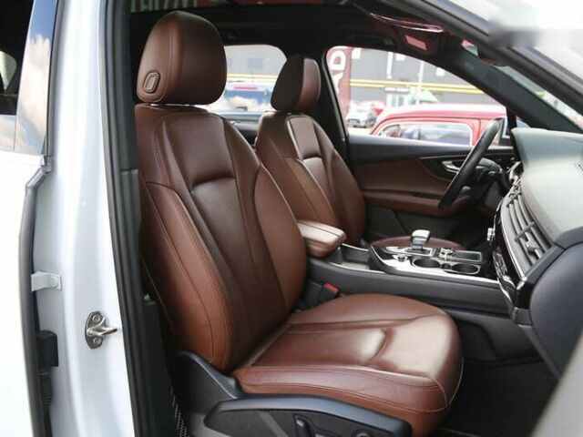 Ауди Ку 7, объемом двигателя 3 л и пробегом 90 тыс. км за 38000 $, фото 13 на Automoto.ua