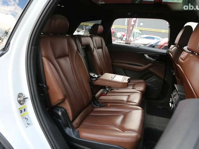 Ауди Ку 7, объемом двигателя 3 л и пробегом 90 тыс. км за 38000 $, фото 12 на Automoto.ua