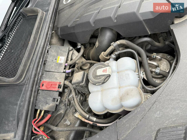 Ауди Ку 7, объемом двигателя 3 л и пробегом 165 тыс. км за 43000 $, фото 30 на Automoto.ua