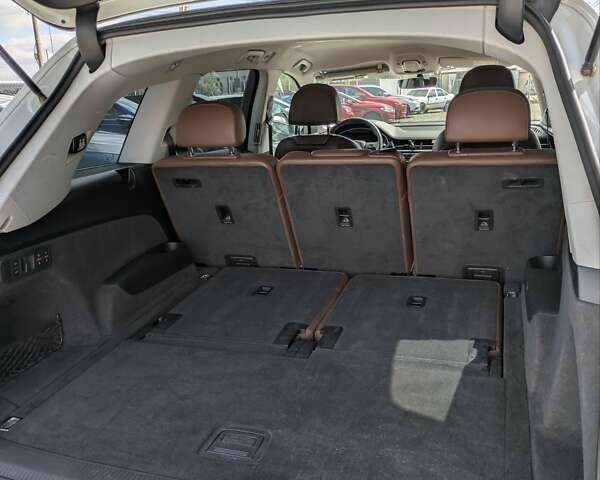 Ауді Ку 7 2018 у Львові на Automoto.ua Ауді Ку 7, об'ємом двигуна 3 л та пробігом 296 тис. км за 39500 $, фото 27 на Automoto.ua