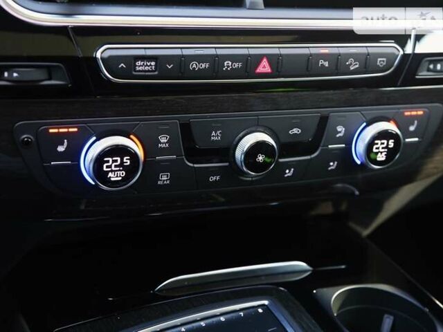 Ауди Ку 7, объемом двигателя 3 л и пробегом 178 тыс. км за 28382 $, фото 3 на Automoto.ua