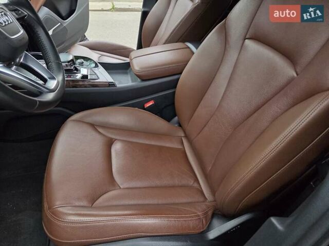 Ауді Ку 7, об'ємом двигуна 3 л та пробігом 108 тис. км за 26300 $, фото 14 на Automoto.ua