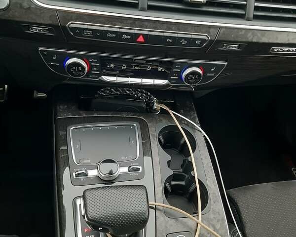 Ауди Ку 7, объемом двигателя 2.97 л и пробегом 145 тыс. км за 52000 $, фото 5 на Automoto.ua
