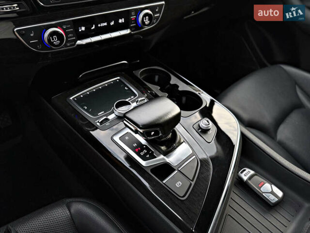 Ауди Ку 7, объемом двигателя 3 л и пробегом 95 тыс. км за 29000 $, фото 32 на Automoto.ua